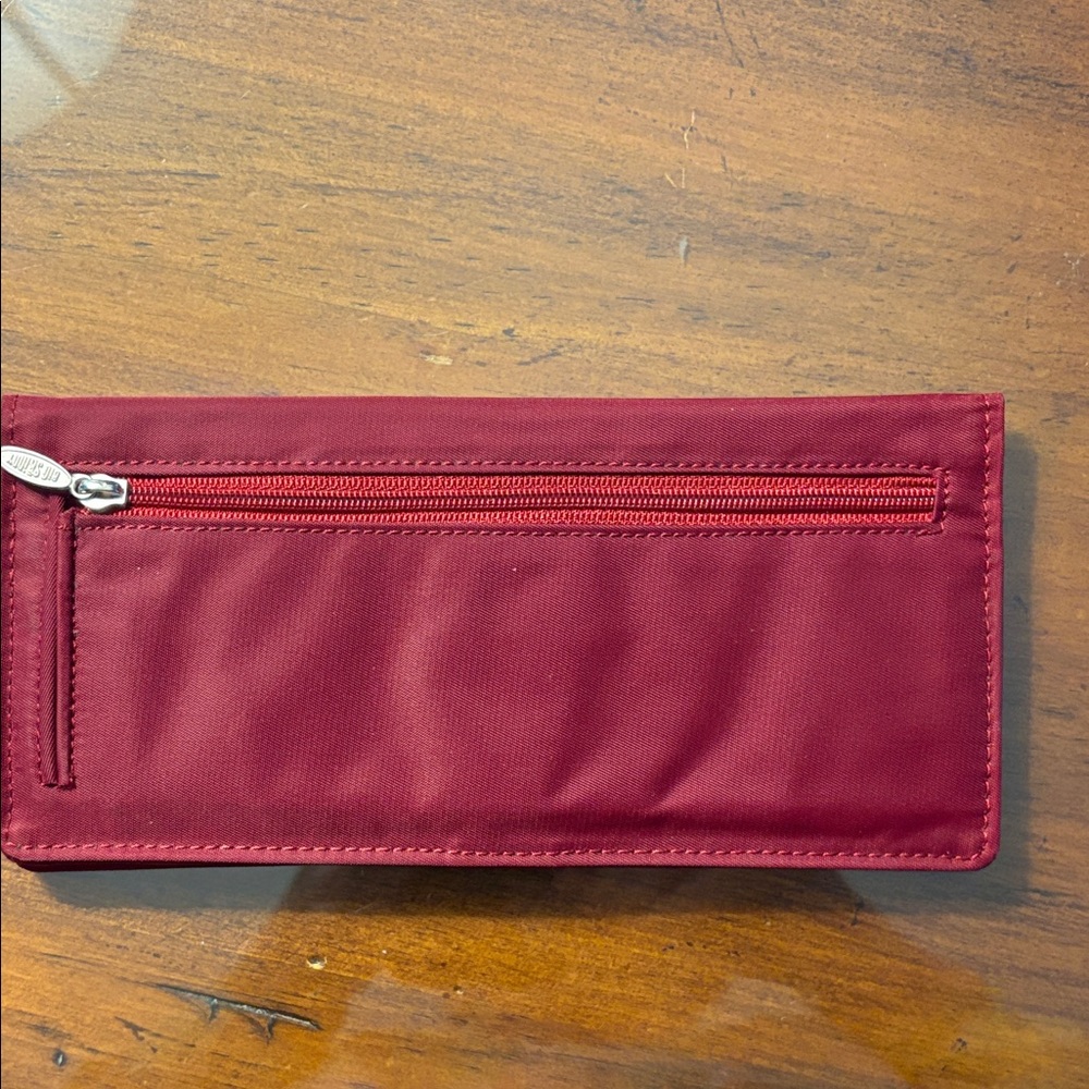Red Key & Card Holder - Picture 5 of 5